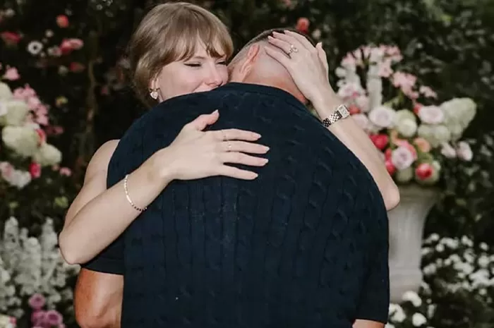 Taylor Swift Resmi Tunangan: Cincin Fantastis Travis Kelce Bikin Heboh!