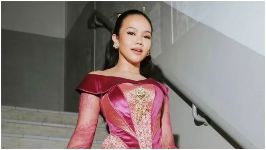 Video Musik Baru Yura Yunita dengan Visual Memukau: Analisis Karya 2025