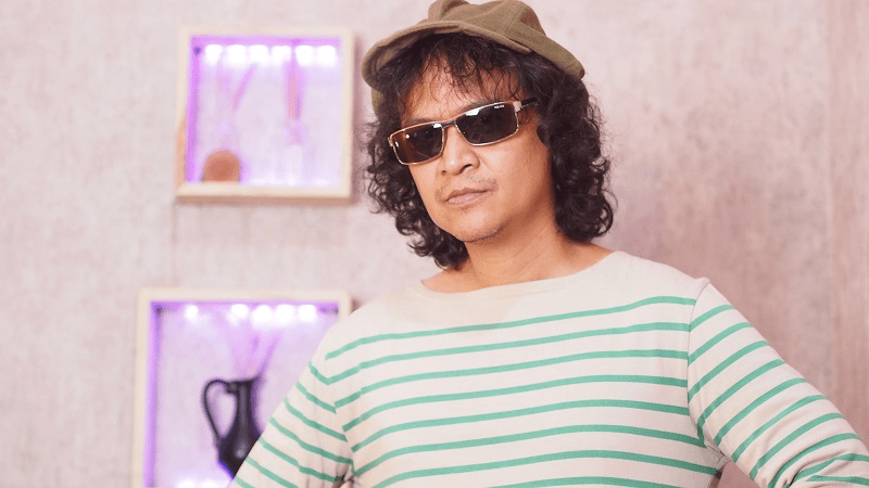 Therry Mully Pencipta Tentang Aku dari Duo Jingga Berpulang, Karyanya Abadi 30 Tahun 3 Therry Mully Pencipta Tentang Aku dari Duo Jingga Berpulang, Karyanya Abadi 30 Tahun
