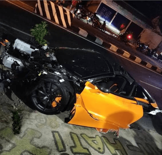 Robby Pantjoro Masih Diobservasi, Andra ST Sudah Pulang Usai McLaren Terbelah Dua di Sukoharjo 2 Robby Pantjoro Masih Diobservasi, Andra ST Sudah Pulang Usai McLaren Terbelah Dua di Sukoharjo