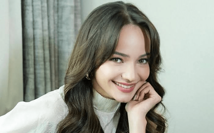 Enzy Storia Curhat Gigi Patah Usai Gigit Kuku Jelang Presscon Film ART 3 Enzy Storia Curhat Gigi Patah Usai Gigit Kuku Jelang Presscon Film ART