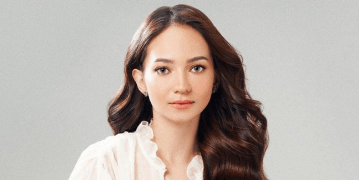 Enzy Storia Curhat Gigi Patah Usai Gigit Kuku Jelang Presscon Film ART 4 Enzy Storia Curhat Gigi Patah Usai Gigit Kuku Jelang Presscon Film ART